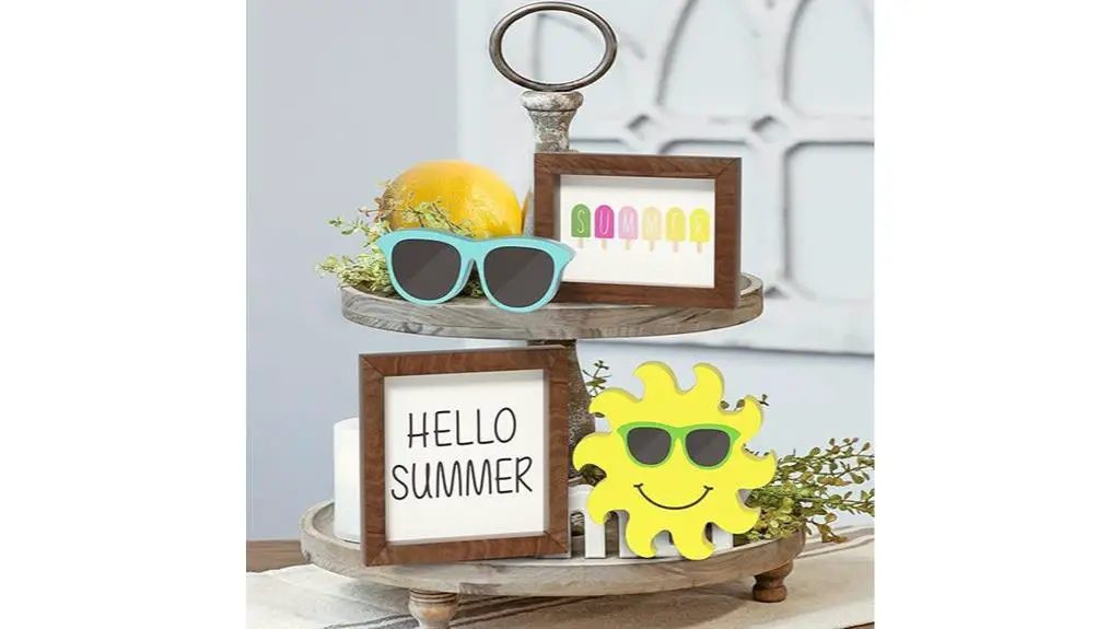 farmhouse summer wooden decor